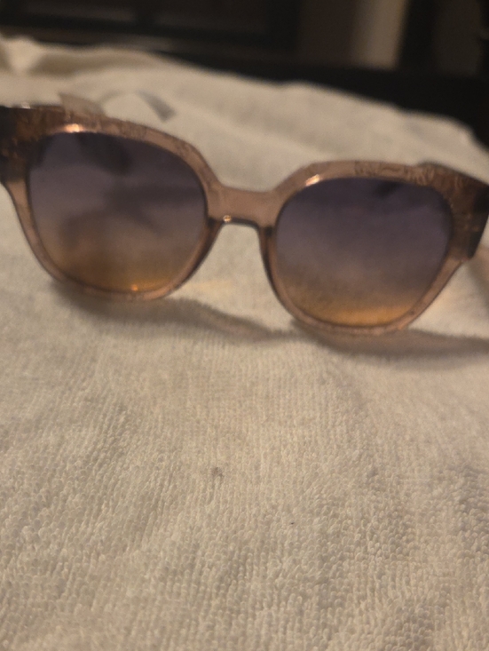 Guess Accessories - Guess Women's Gradient Lens Sunglasses - Pink Frame (25)
